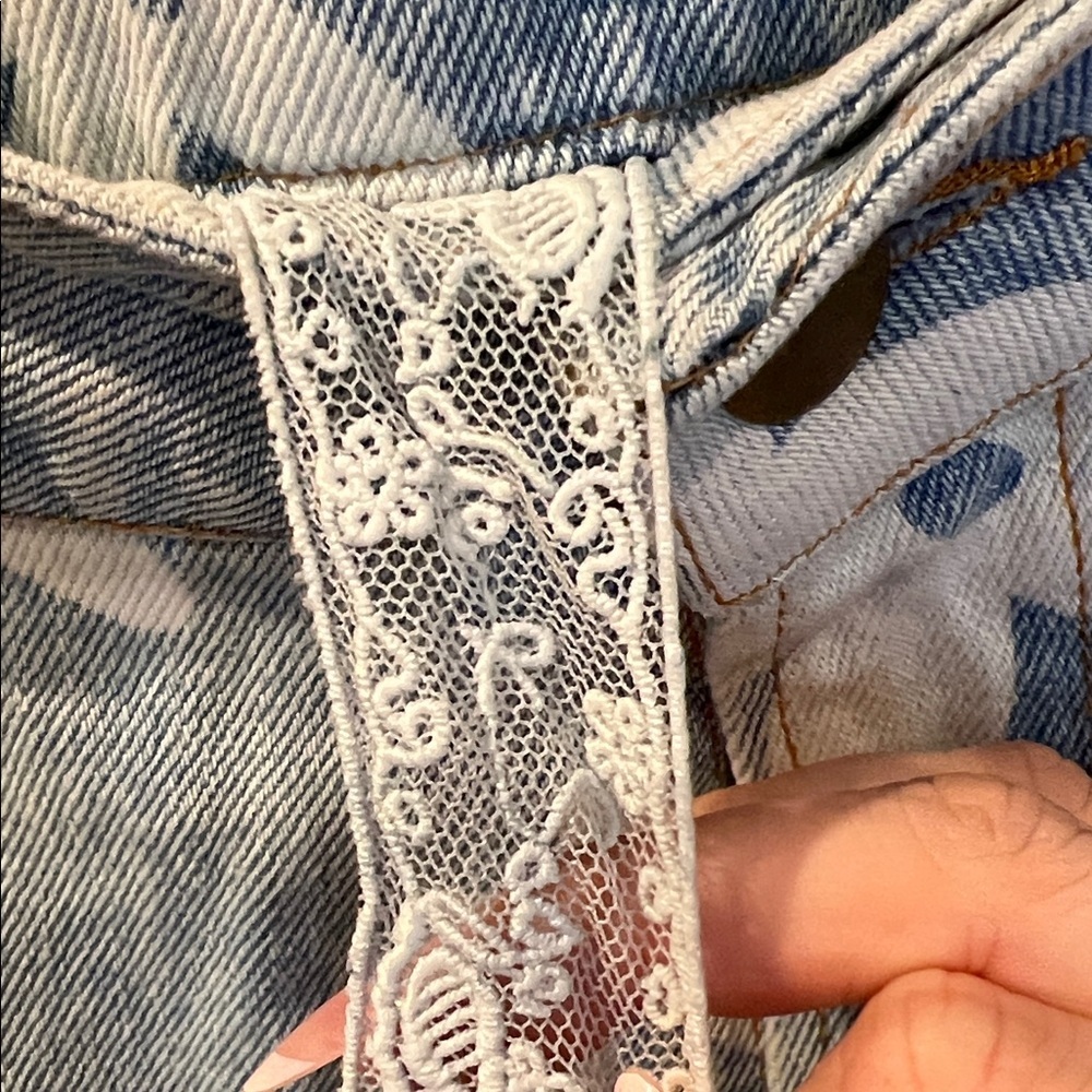 Sadie & Sage Blue Floral Jean Shorts - Picture 2 of 3